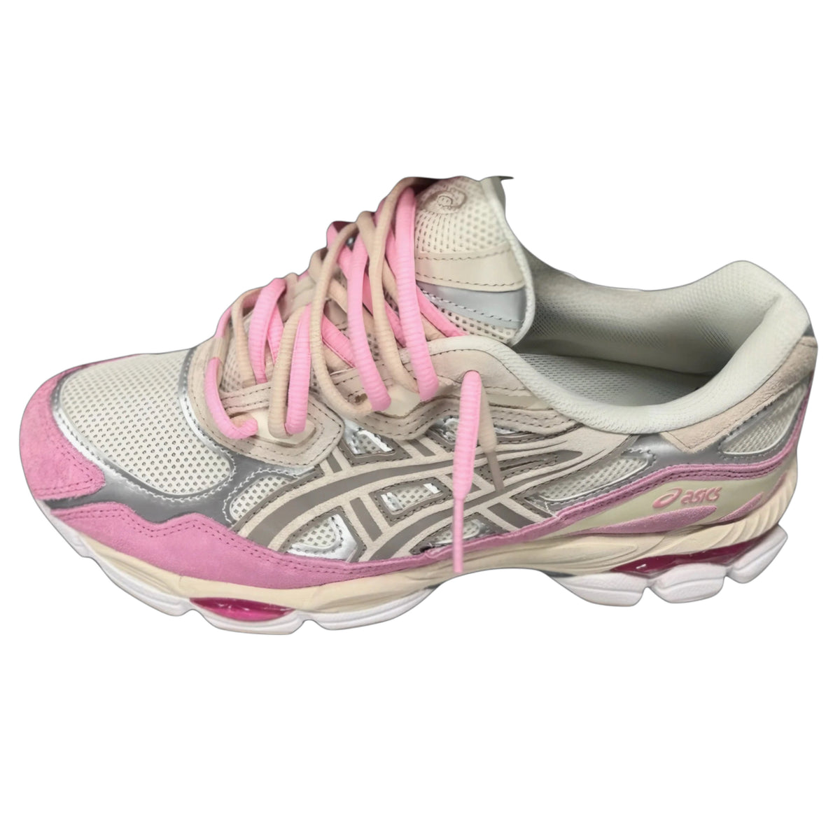 Double laced Asics Gel Nyc mineral beige