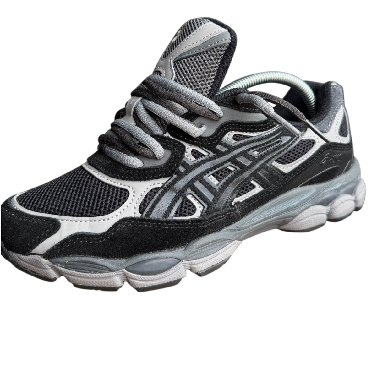 Double laced Asics gel nyc graphite grey black